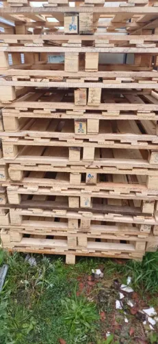 Paletes de madeira para diversos usos