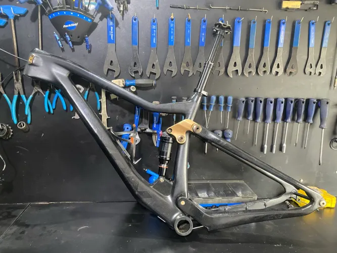 Quadro Bike Carbono Lexon Aro 29 Tm 17 Amortecedor Canote Retrátil 