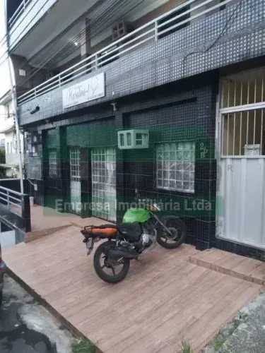 VENDE-SE PRÉDIO NO BAIRRO ALVORADA