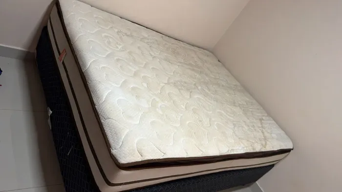 Cama box tamanho queem