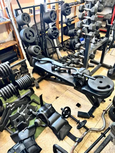 Academia - Equipamentos Novos e Usados para Treino
