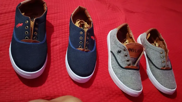 Sapato  os dois 58 reais 