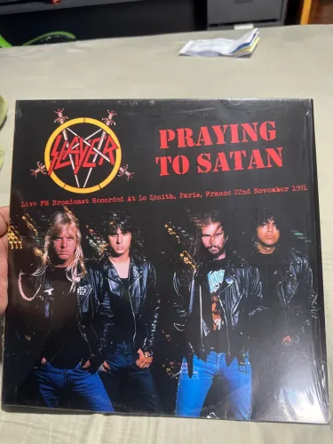 Slayer - Praying to Satan (Vinil)