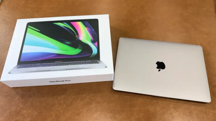 Vendo MacBook Pro 13 com Touch Bar e Touch ID - 512GB - Cinza Espacial 