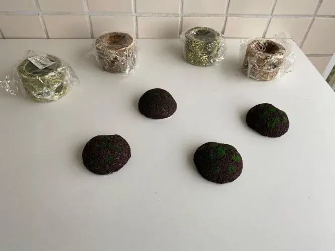 Kit Base Rústica Musgo E Pedra Meia Bola Em Isopor. 8 Peças