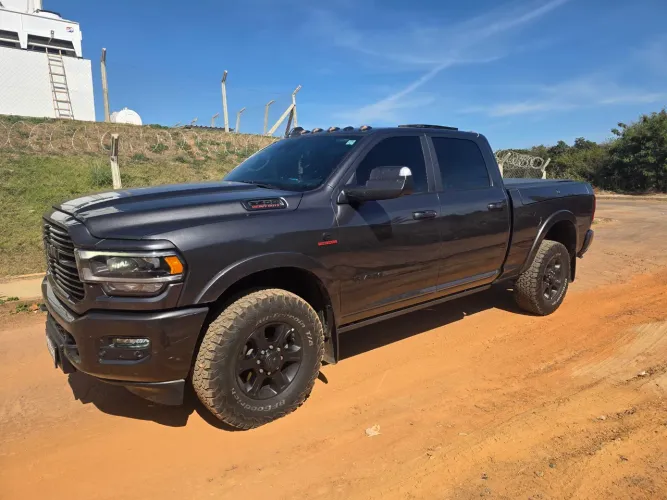 Ram 2500 Laram. 6.7 Night ED. TB CD 4X4 DIE 2022