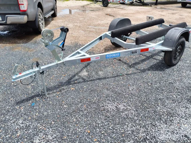 Carretinha para jet ski galvanizada a fogo 