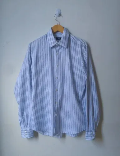 camisa listrada hugo boss Tam G