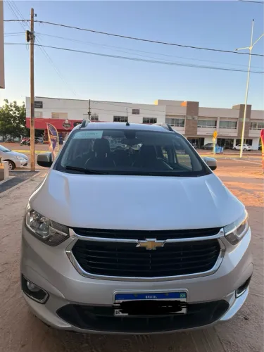 Vendo (SPIN/CHEVROLET). - Ano 2023- EXCELENTE ESTADO 