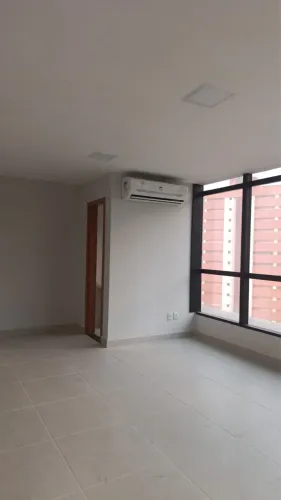 Alugo excelente salas no City Office na Batista Campos