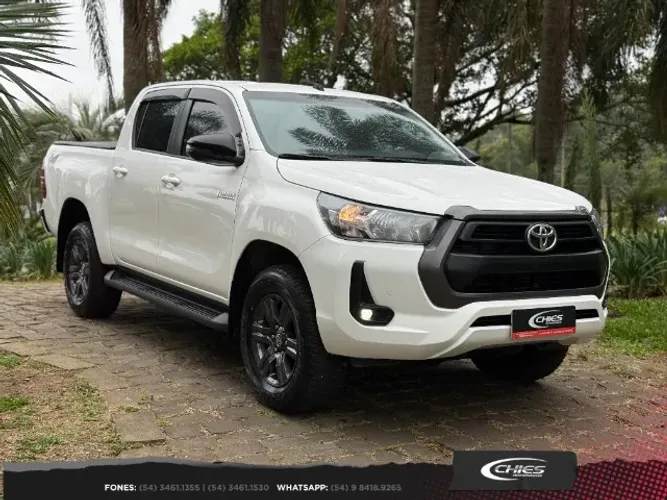 Toyota Hilux CD SR 4X4 2.8 TDI Diesel Aut. 2024