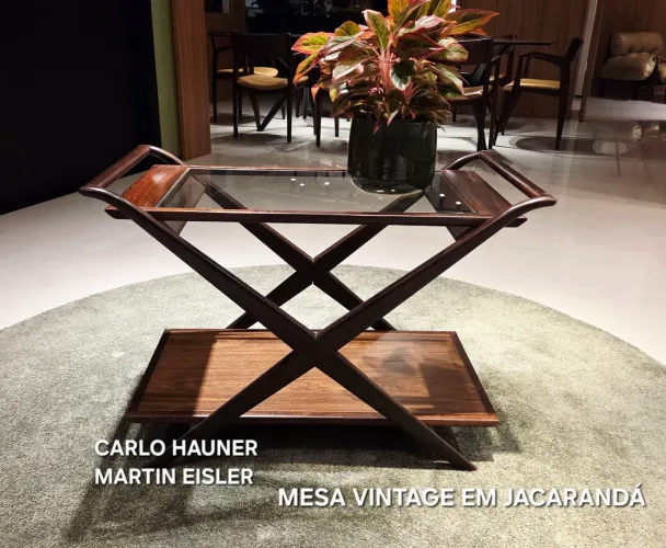 Mesa vintage em jacarandá atribuidas aos DESIGNERS CARLO HAUNER E MARTIN EISLER