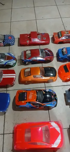 Bolhas para automodelo 1/10 a partir de 99 reais consulte valores no chat