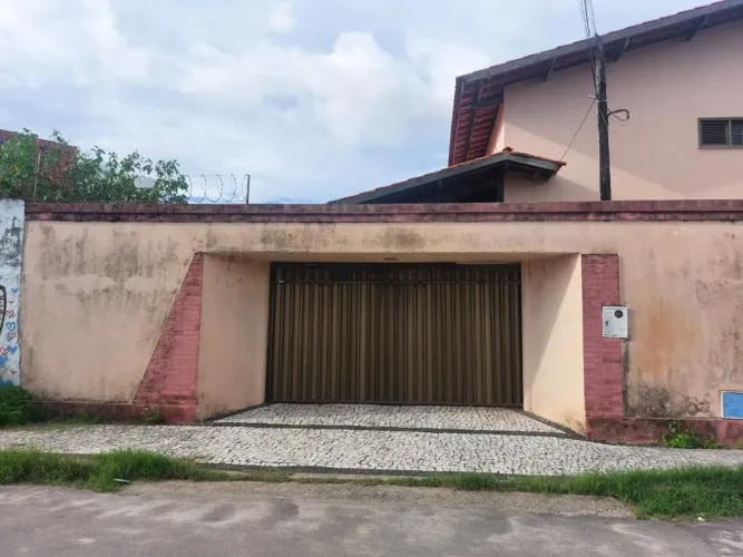Casa para alugar, 490 m² por R$ 8.000,00/mês - Parque Manibura - Fortaleza/CE