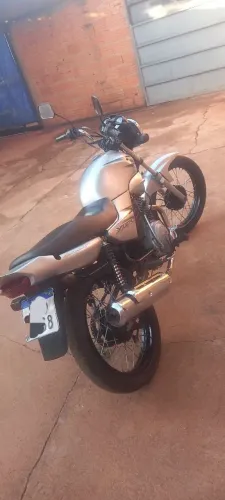 YBR 125 impecável 