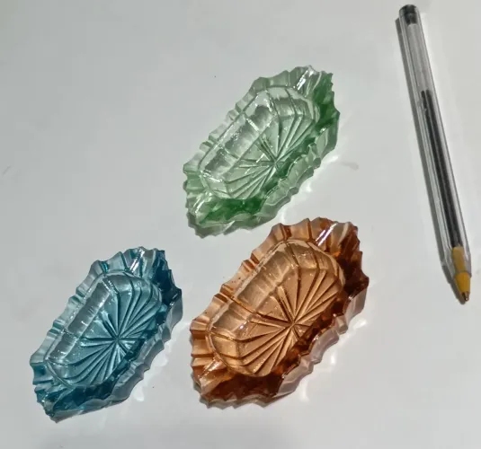 Cinzeiros de Vidro Coloridos - Decoração Exclusiva. 03 unidades 