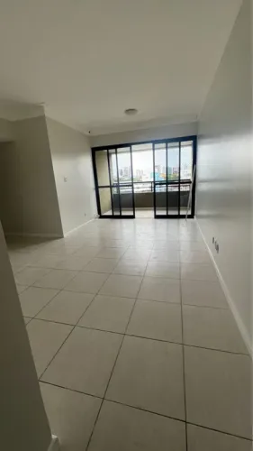 Apartamento com varanda