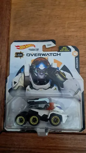 Carro HotWheels Winston Overwatch