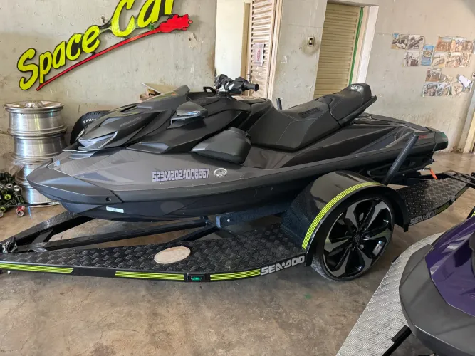 Jet ski utv Amarok