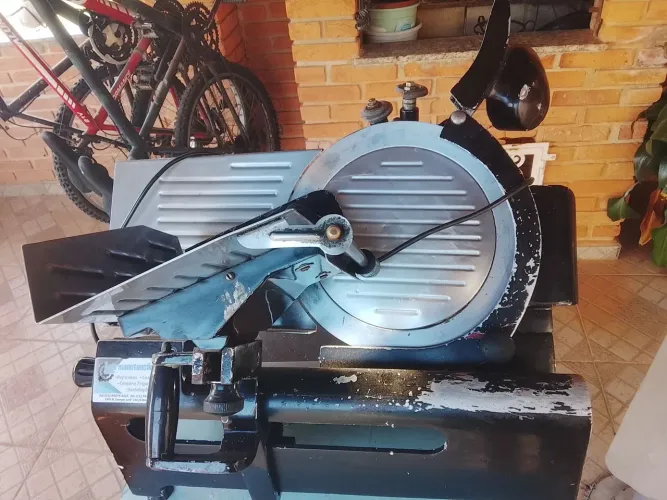 Máquina corta frios FILIZOLA 