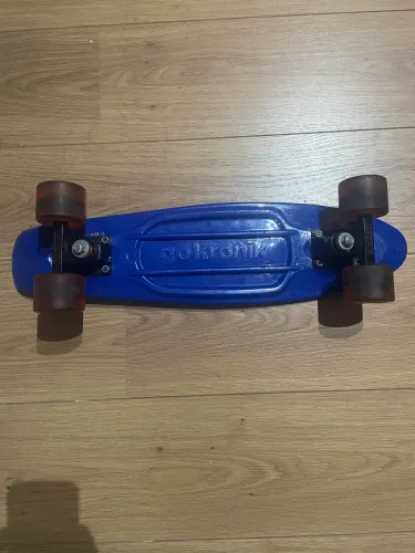Skate Kronik azul