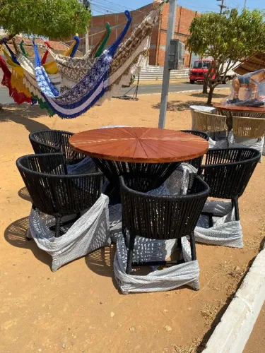Mesa de 6 cadeiras na corda náutica 