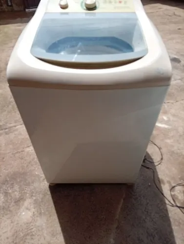 Vendo máquina de lavar roupas Consul facilite de 10KG funcionando perfeitamente