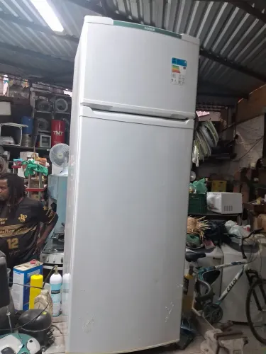 Geladeira Consul CycleDefrost 127v