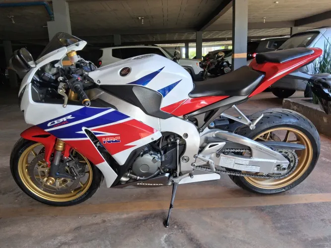 Honda Cbr 1000 Fire Blade 2013