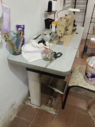 Máquina industrial Singer 