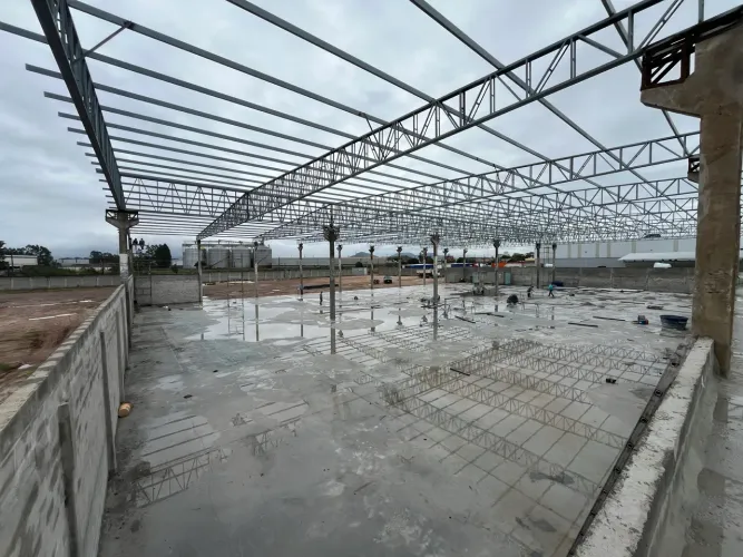 ALUGA-SE GALPAO C/ 2700MT² + PATIO C/ 6000MT² NA DARLY SANTOS