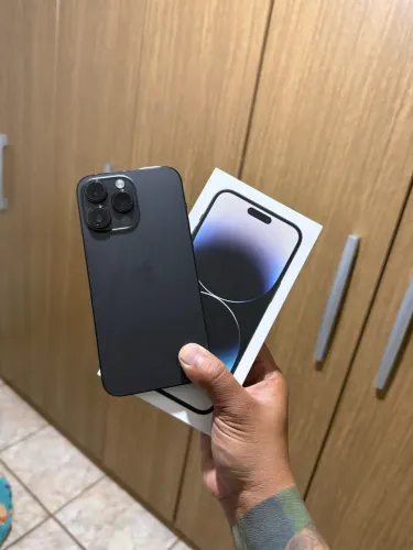 iPhone 14 Pro Max 256gb Preto bateria 79%
