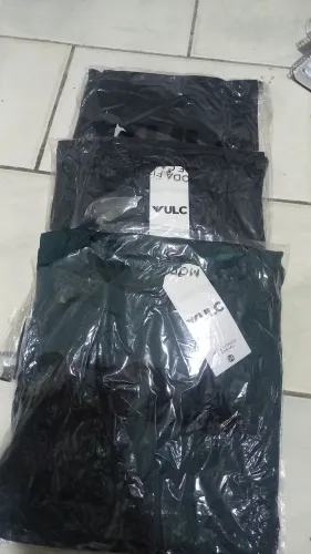 Kit 3 Camisetas Térmicas Gola V com Proteção Solar UV VULC (Tamanho GG) - Novas e Lacradas