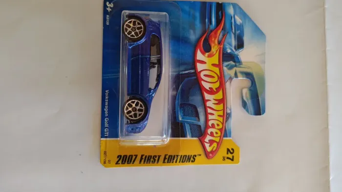 Hot Wheels Volkswagen Golf GTI - 2007 First Editions (Lacrado)