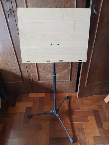 Porta partitura + tripé