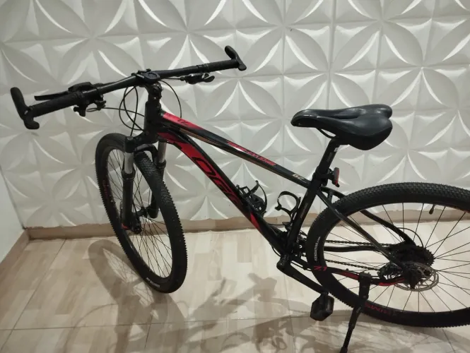 Bicicleta VENDO OGGI BIG WHEEL MTB 7.1  18 marchas<br>Usada ? Excelente estado! <br>