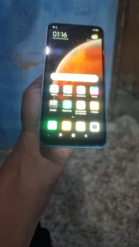 Vendo redimir 9i 128gb 4 memória RAM não aceito olx play