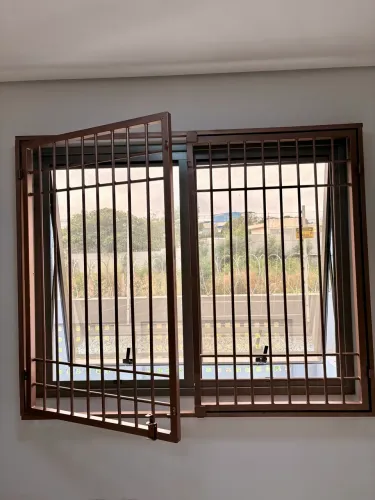 Grade De Proteção Ferro Reforçada Para Janela - (Com Abertura)