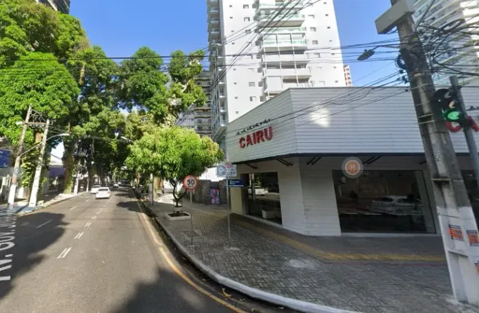 Ed. Villa Real | Nazaré (Av. José Malcher) sacada, andar alto