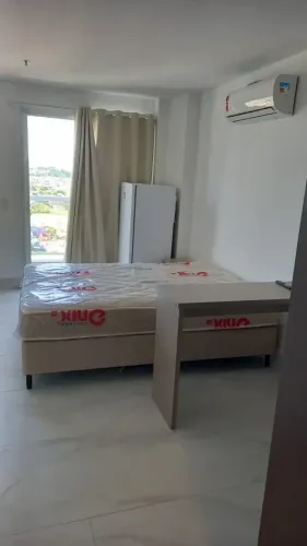 Flat mobiliado para aluguel possui 30 metros quadrados com 1 quarto em Costa do Sol - Maca