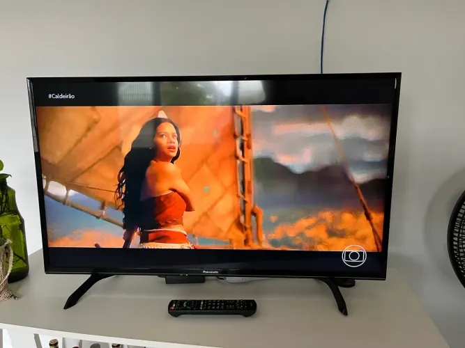 Smart TV Led 40" Full HD
