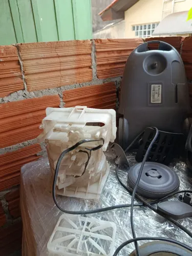 Aspirador retirada de peças.