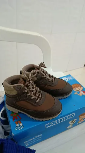 Bota infantil 22 o número