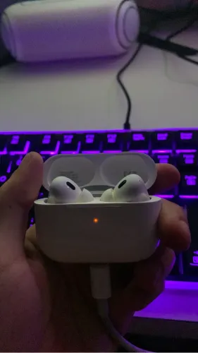 AIRPOD HMASTON