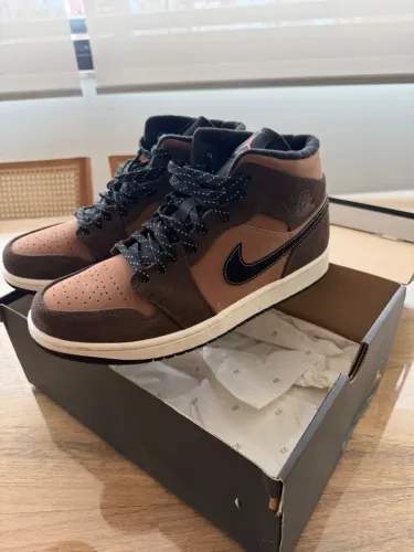 Tenis Air Nike Jordan 1 MID SE (Para colecionadores)