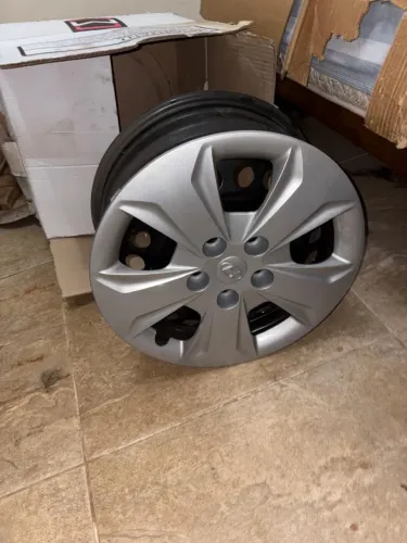 RODAS HYUNDAI CRETA 2019 ORIGINAL R$ 550 cada roda + calota R$ 2.000 NAS 4 RODAS
