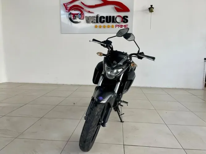 FZ25 PANTERA NEGRA 2021