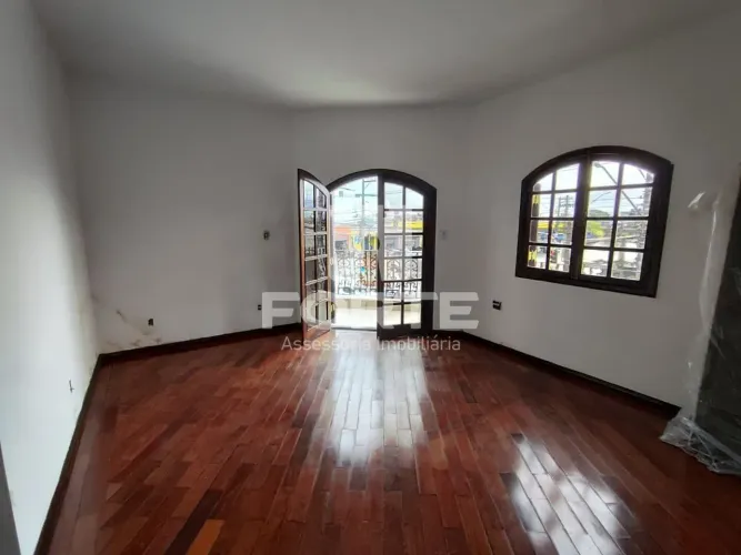 Casa para locação em Jundiapeba, Mogi das Cruzes-SP: 2 quartos, 1 sala, 2 banheiros e 125m