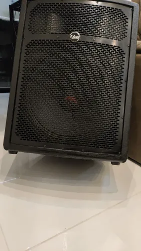 Caixa De Som Ativa Leacs FIT 550 - 250W RMS Com Bluetooth (Usada)