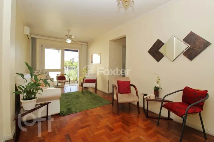 Apartamento à venda Rua Roque Calage, Passo da Areia - Porto Alegre